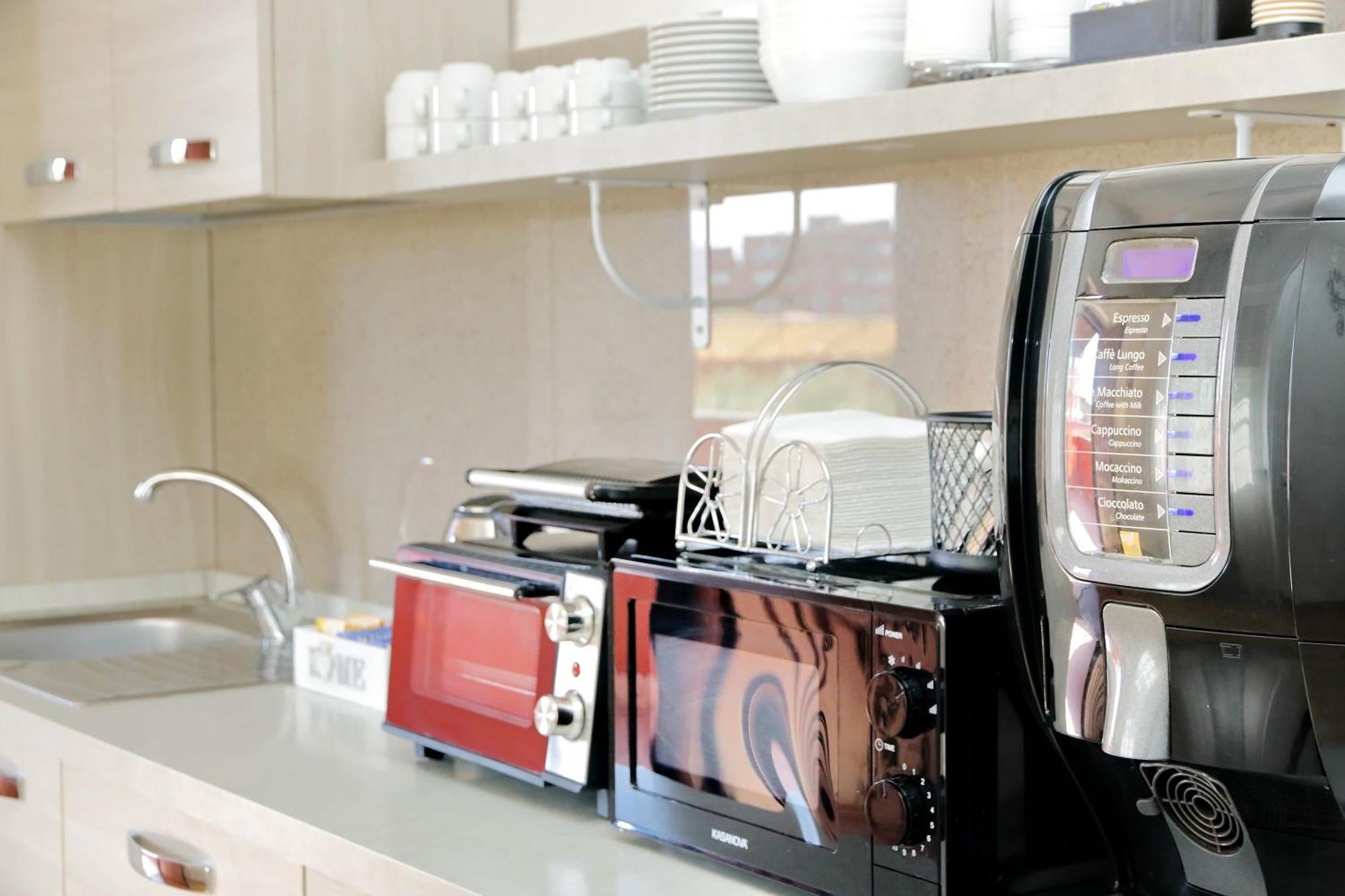 B&B Giuly フィウミチーノ エクステリア 写真